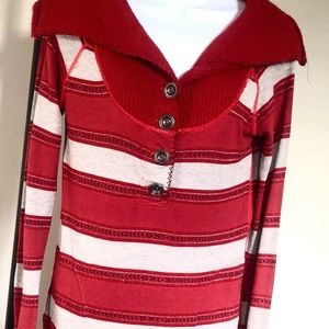 Free People sweater size M red & gray stripe. (B1)